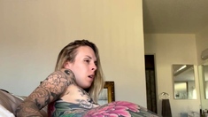 Alice Amateur Blonde Toys Masturbation