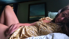 Close up MILF masturbation