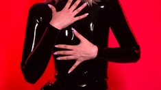 Amateur Webcam Chick Masturbates On Webcam More at