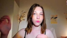 Hot amateur webcam teen masturbates for their fans