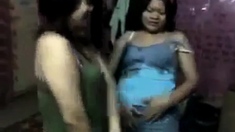 Indonesia- Tante Gatel