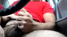 Str8 helping hand in car